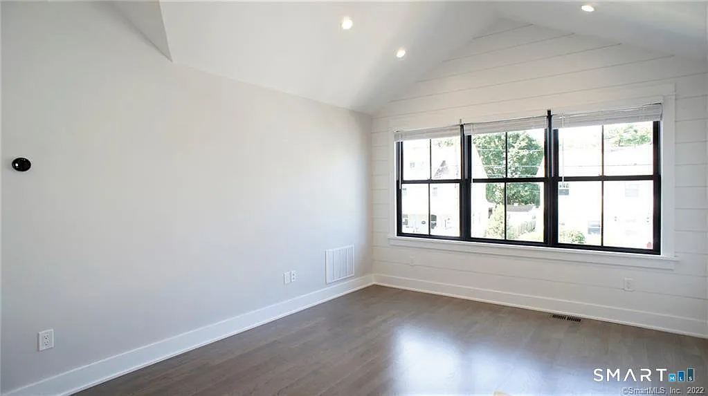 2 bed, 1.0 bath, 1000 sqft, $2,595 — Photo 3