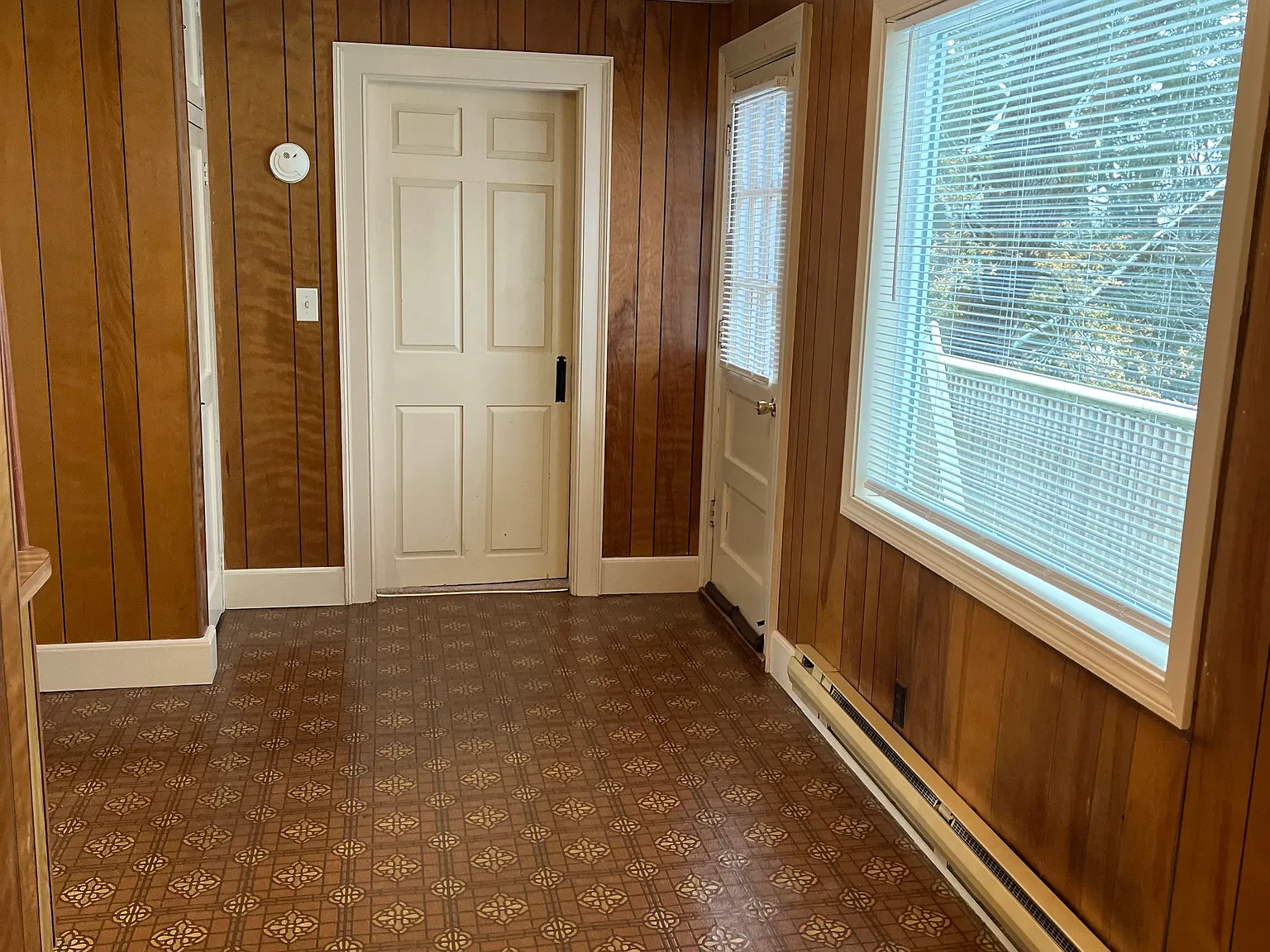 1 bed, 800 sqft, $1,400 — Photo 4