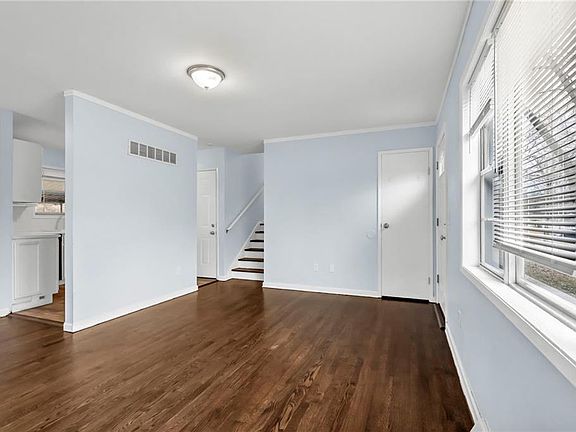5th image of 5128 N Richmond Ave