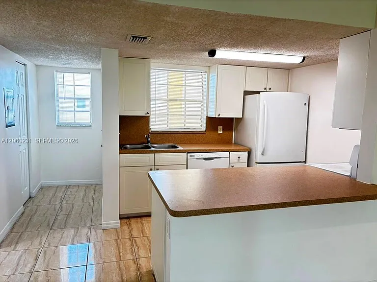 6292 La Costa Dr #H — Photo 17
