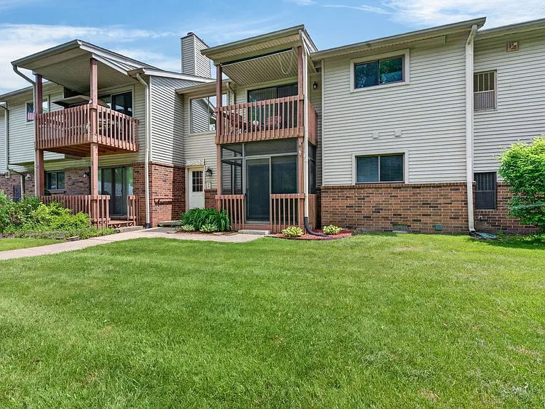10228 Nancys Blvd — Photo 29
