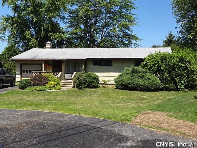 1st image of 111 Frier Ln