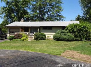 111 Frier Ln, Canastota, NY 13032