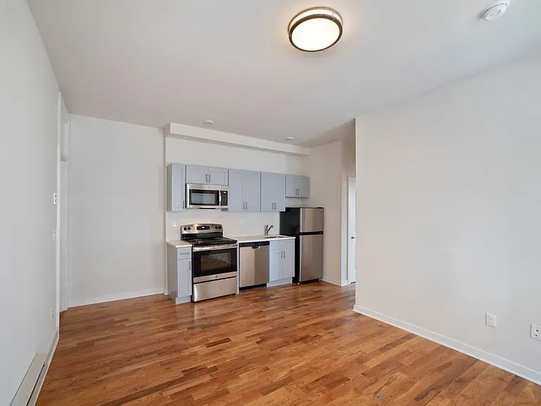 The Netherlands Apartments — Photo 22