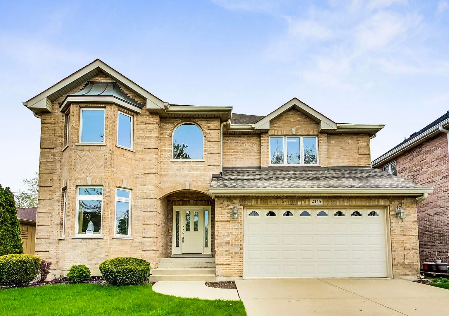 2345 Eastview Dr, Des Plaines, IL 60018 Zillow