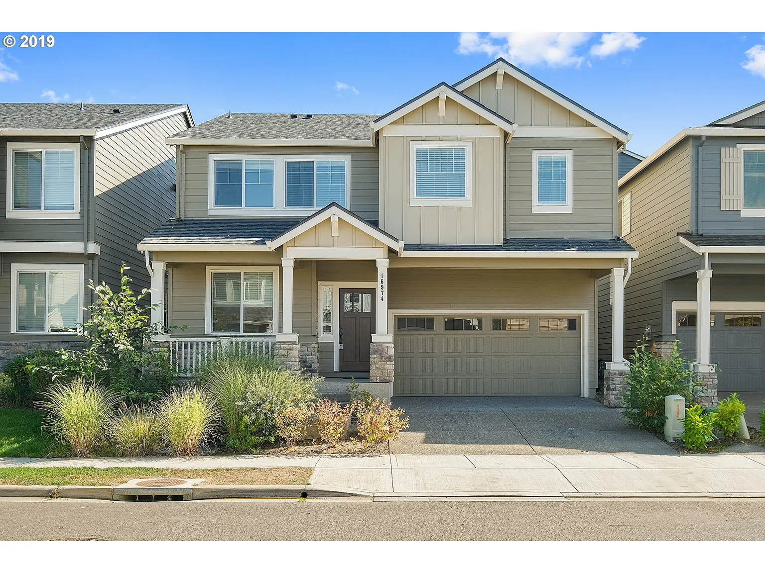 16974 NW Trillium St photo 1