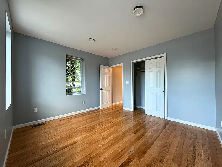 274 Walsh Ave #1 — Photo 4