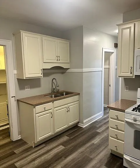 12157 S Wallace St #2 — Photo 6