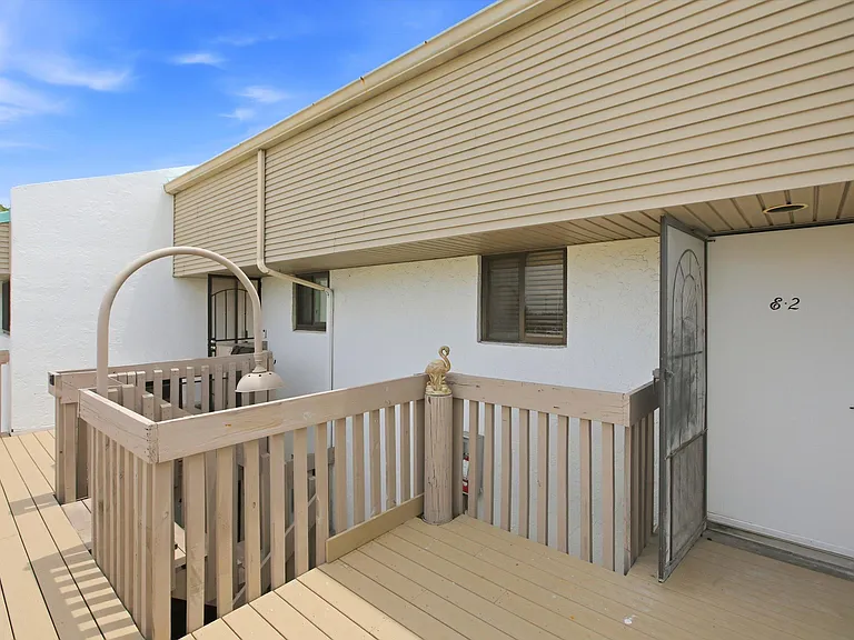 412 Southwind Dr #E2 — Photo 3