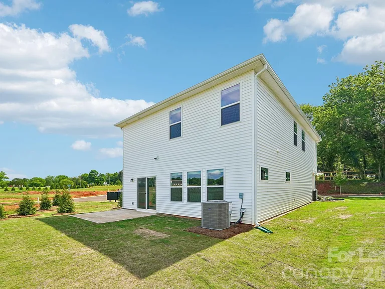 1852 Wrenley Dr — Photo 35