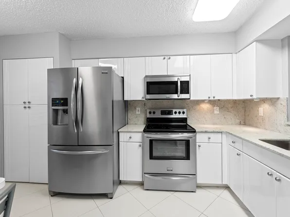 14112 Huntington Pointe Drive #105, Delray Beach, FL 33484