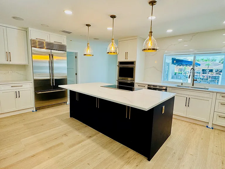 885 Nafa Dr — Photo 8