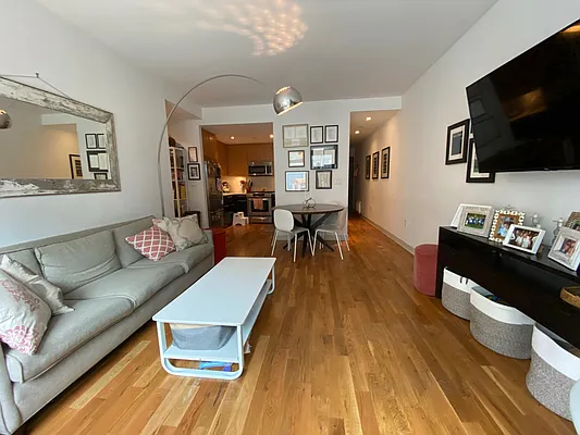 Rented by Dream Space Realty | media 4