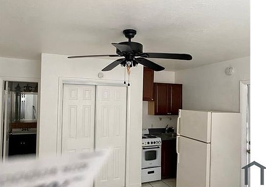 1st image of 848 NW 2nd Ave APT 4