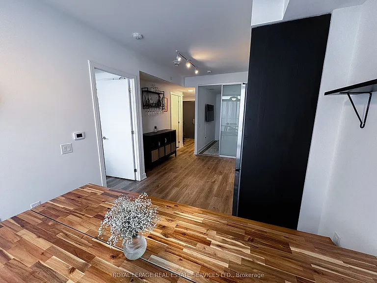 86 Dundas St E #1312 — Photo 8