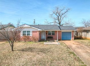 1001 N Norman Ave, Moore, OK 73160