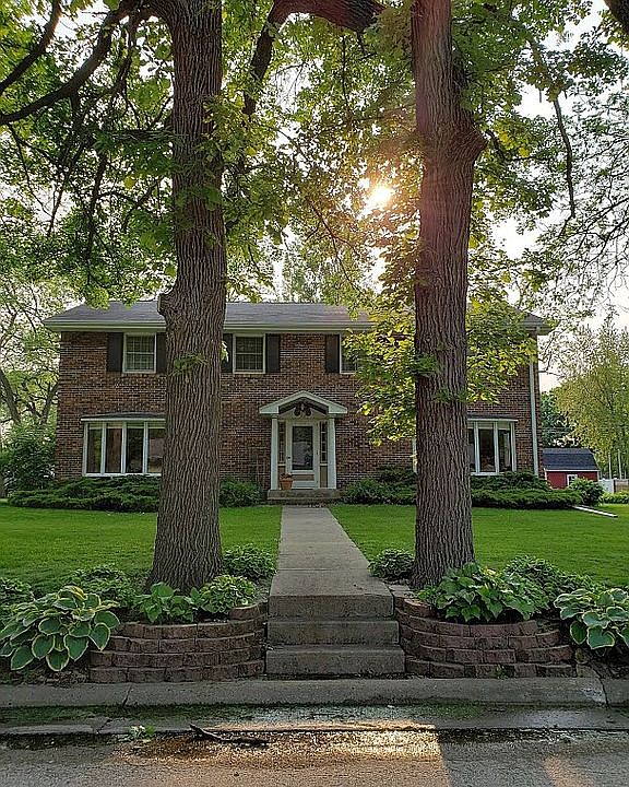 1st image of 207 State St