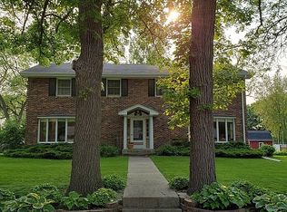 207 State St, Emmetsburg, IA 50536