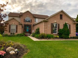 25270 Hunter Ln, Flat Rock, MI 48134