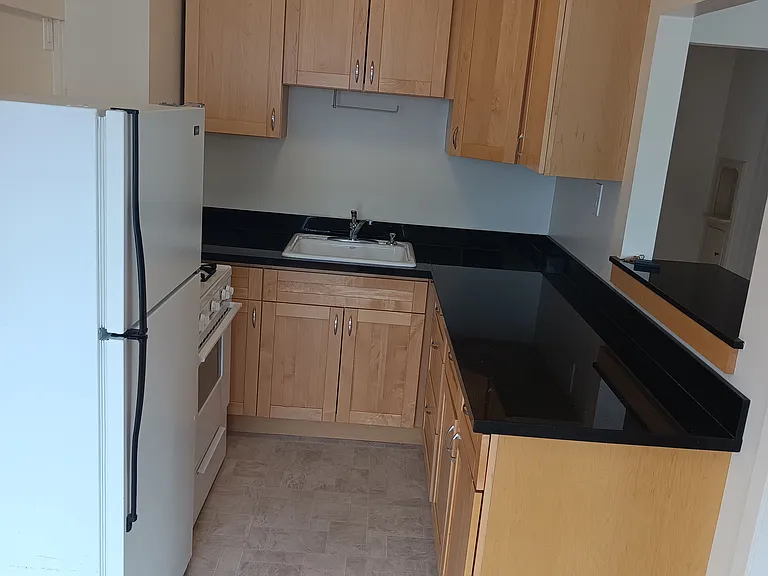 7601 Geary Blvd #2 — Photo 1