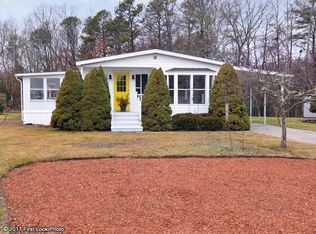 16 Healey Brook Ct, South Kingstown, RI 02879