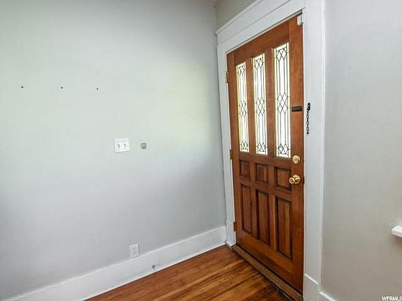 3rd image of 270 E Edith Ave S