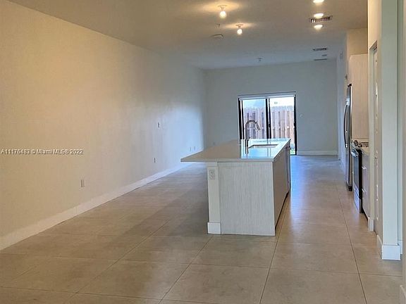 3rd image of 7819 NW 104th Ave APT 8