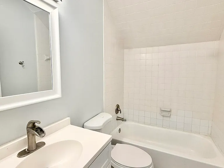 6048 Garrett St — Photo 35