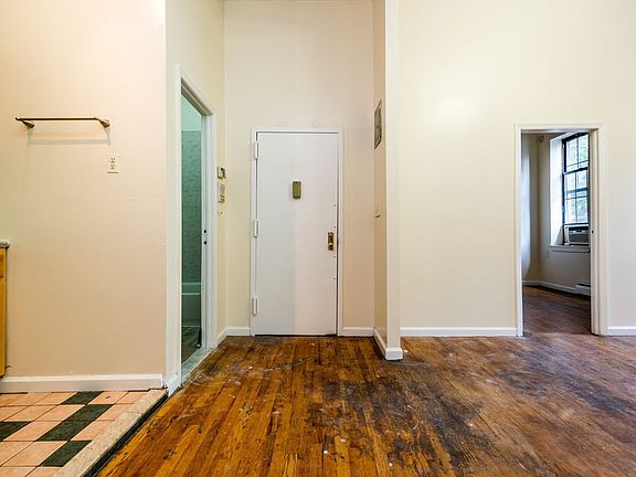 5th image of 153 Boerum St APT 5