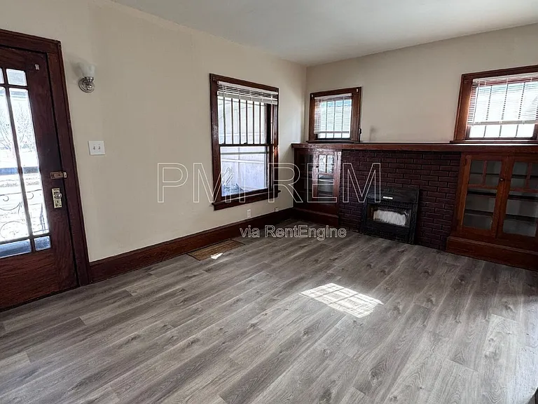 1023 Harrison Ave SW — Photo 9