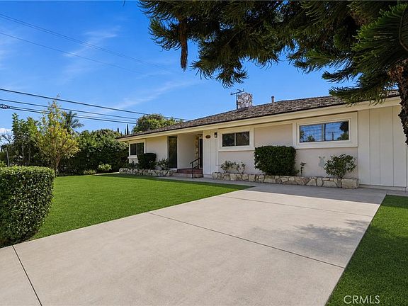 2nd image of 2031 Bella Vista Ave