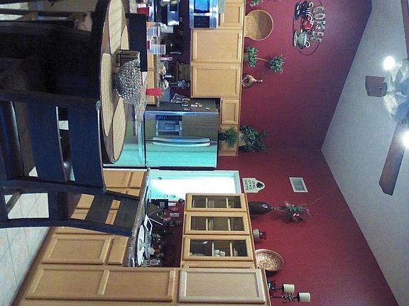 Open Concept Kitchen & Family Room. Extra Cabinets