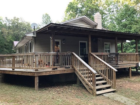 2nd image of 39 Estes Dr