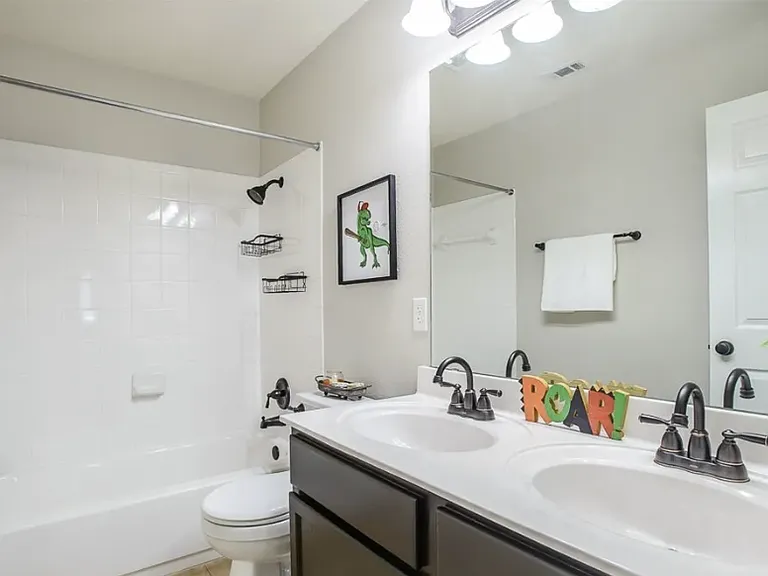 6201 Charlotte Ln — Photo 14