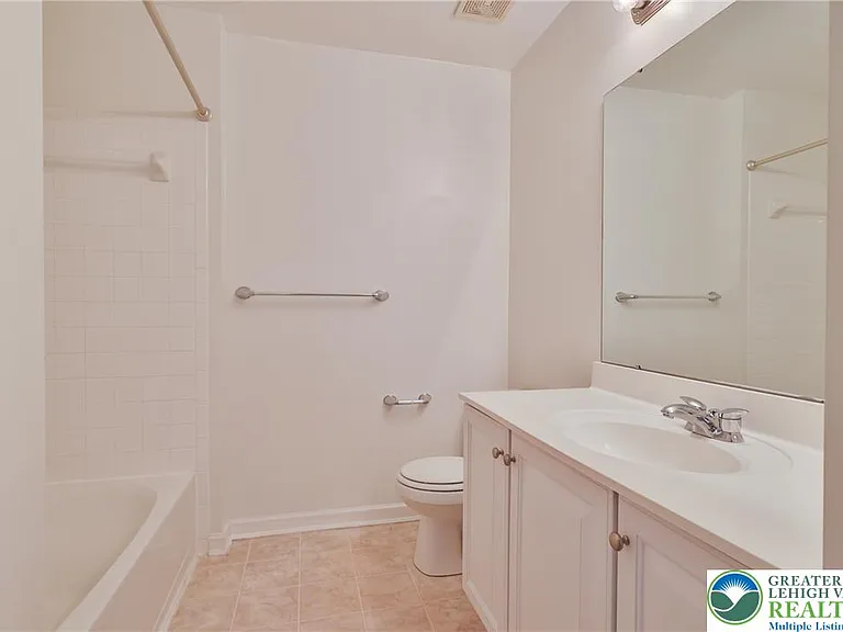 7832 Red Hawk Ct — Photo 14
