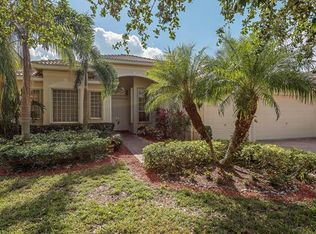2112 Amargo Way, Naples, FL 34119