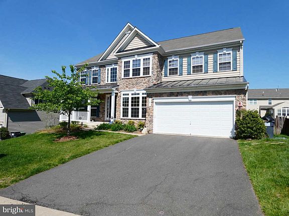 2nd image of 6 Latham Ln