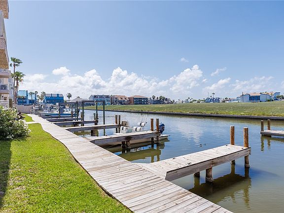 3rd image of 14428 Compass St Unit 208