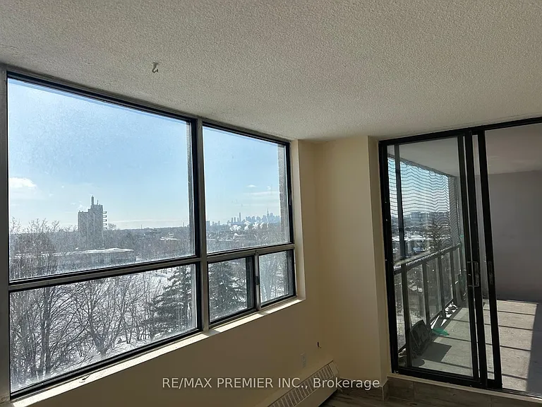 45 Sunrise Ave #511 — Photo 21