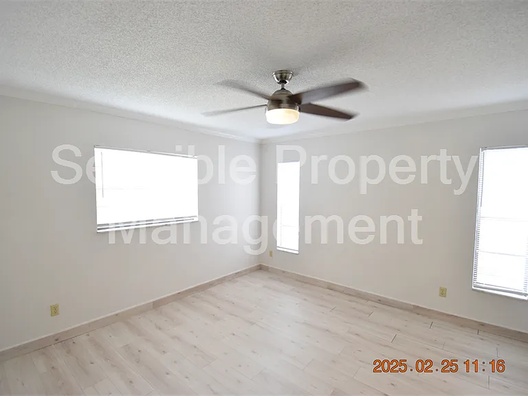 12217 104th Ln — Photo 19