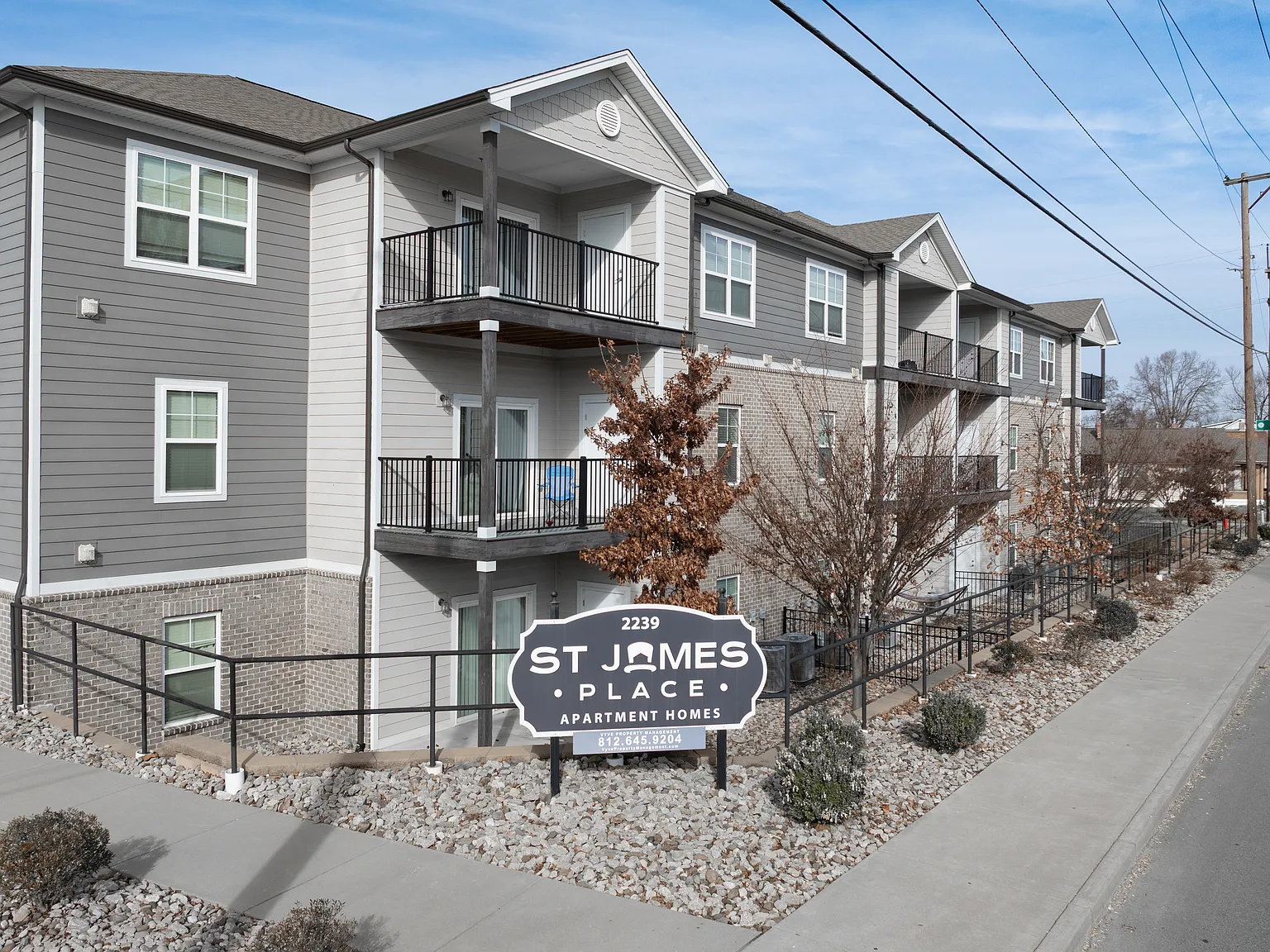 St. James Place — Photo 1