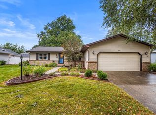 613 Delmar Dr, Champaign, IL 61822