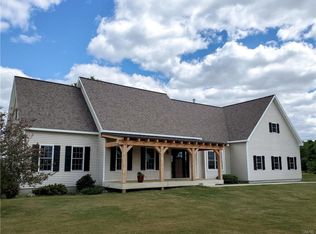 1155 Hencoop Rd, Skaneateles, NY 13152