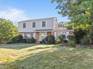 713 Heathergate Dr, Pittsburgh, PA 15238