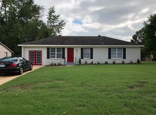 109 Hillbrook Dr, Southaven, MS 38671