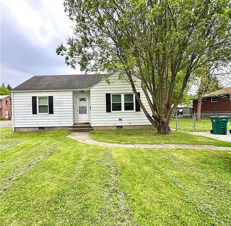 1st image of 145 Cramer St