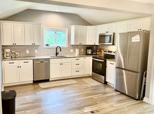 3344 Bathurst Ave, Rochester Hills, MI 48309