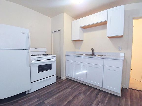 5th image of 1211 Copper Ave NE APT 6