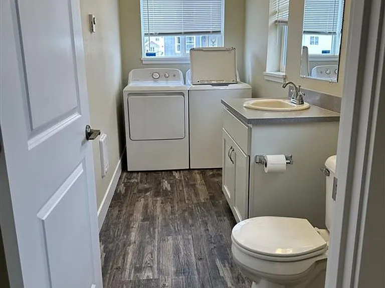 207 Morton St — Photo 13