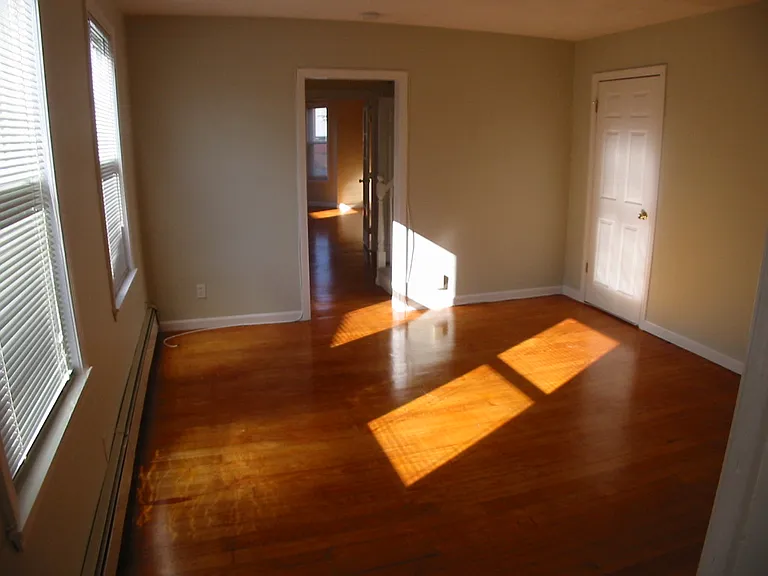260 Norfolk St #2R — Photo 1